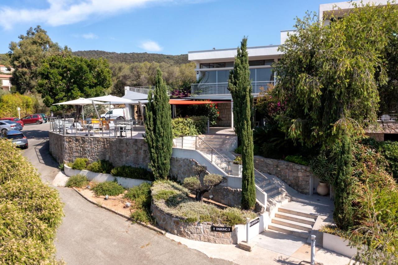 Hotel Les Eucalyptus ポルト・ポロ エクステリア 写真