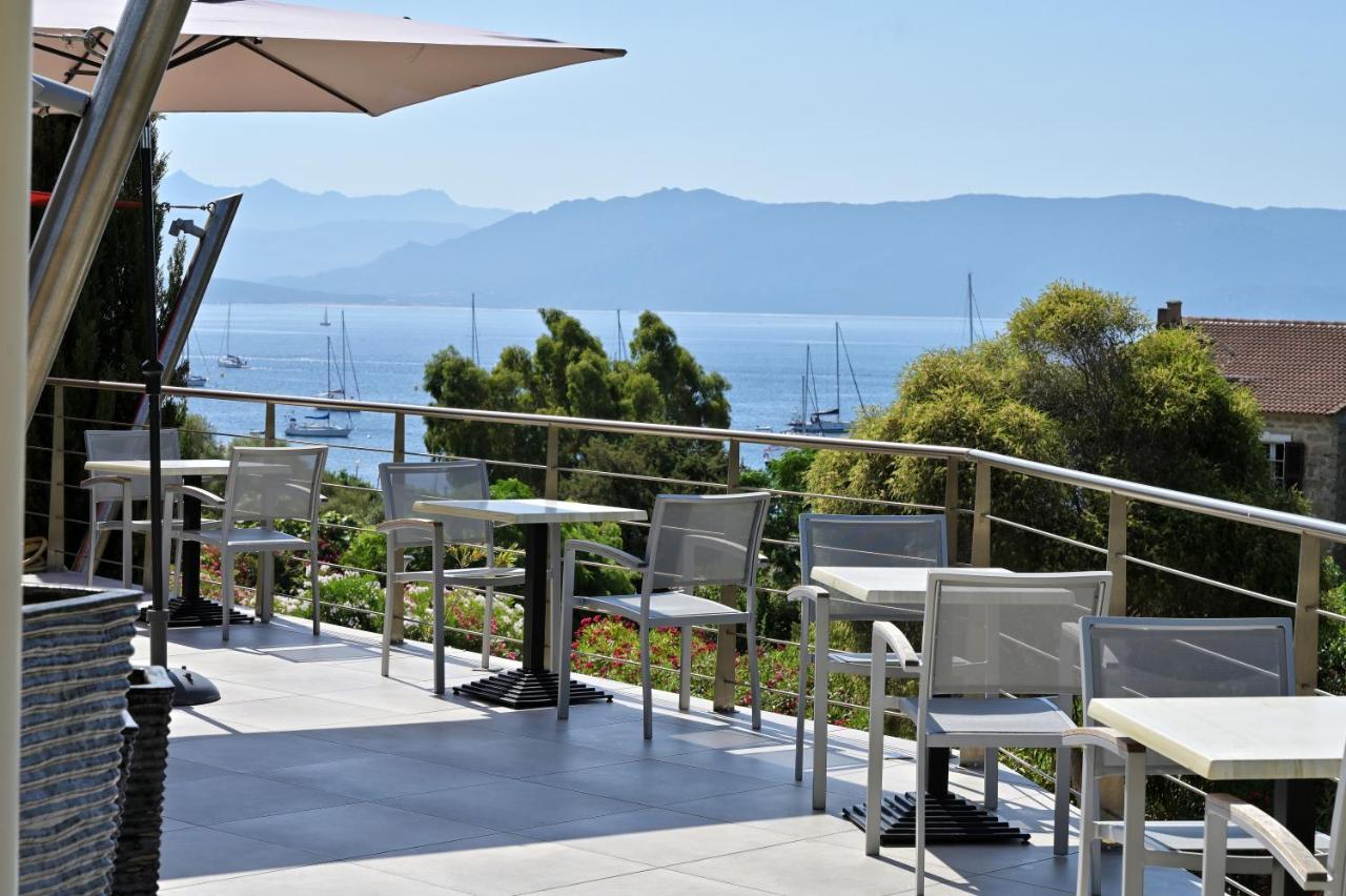 Hotel Les Eucalyptus ポルト・ポロ エクステリア 写真